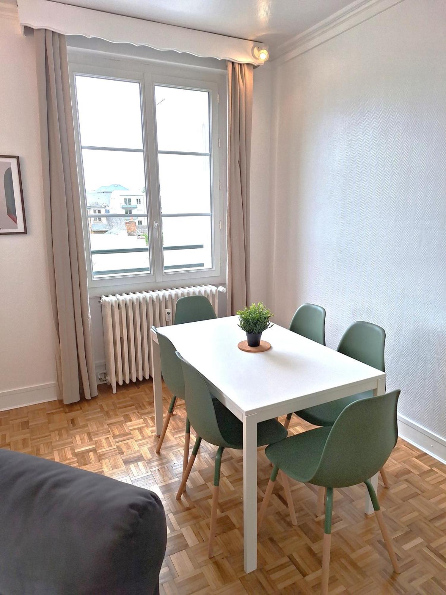 2 Appartements 6 Personnes Orleans Centre - Proche Gare Sncf Exterior foto